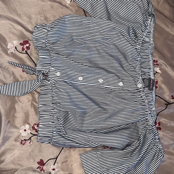 Cute top for woman - Picture 4 of 4